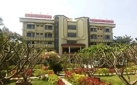 Happy Resorts Swimming Pool